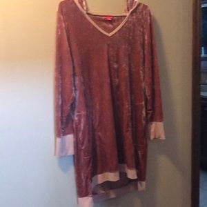 Velour hooded top. 34” long in front, back 37” with deep pockets